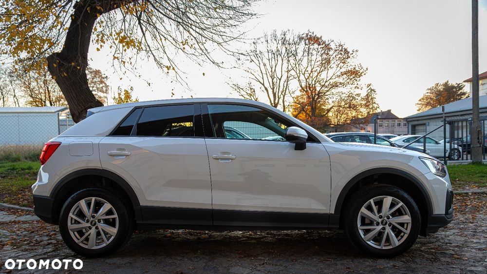 Audi Q2 35 TFSI - 10