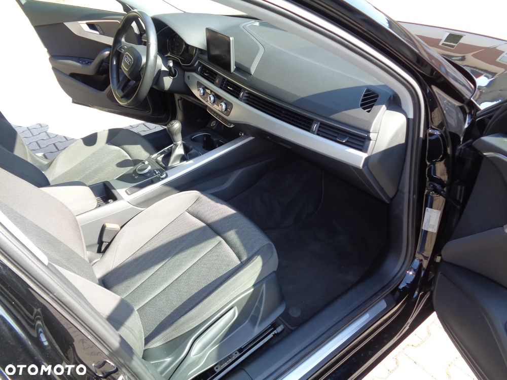 Audi Avant 2.0 TDI DPF Attraction - 25