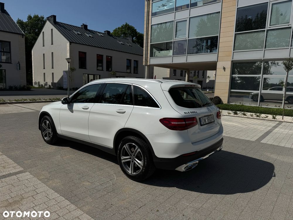 Mercedes-Benz GLC 220 d 4-Matic - 3