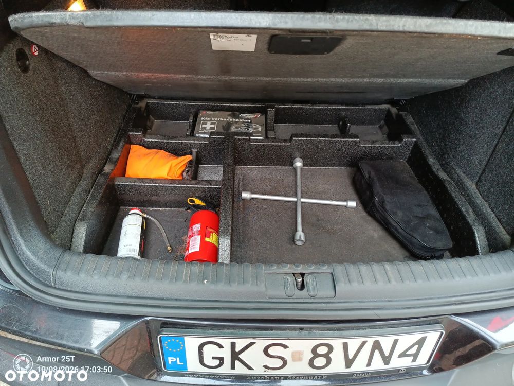 Volkswagen Tiguan - 5