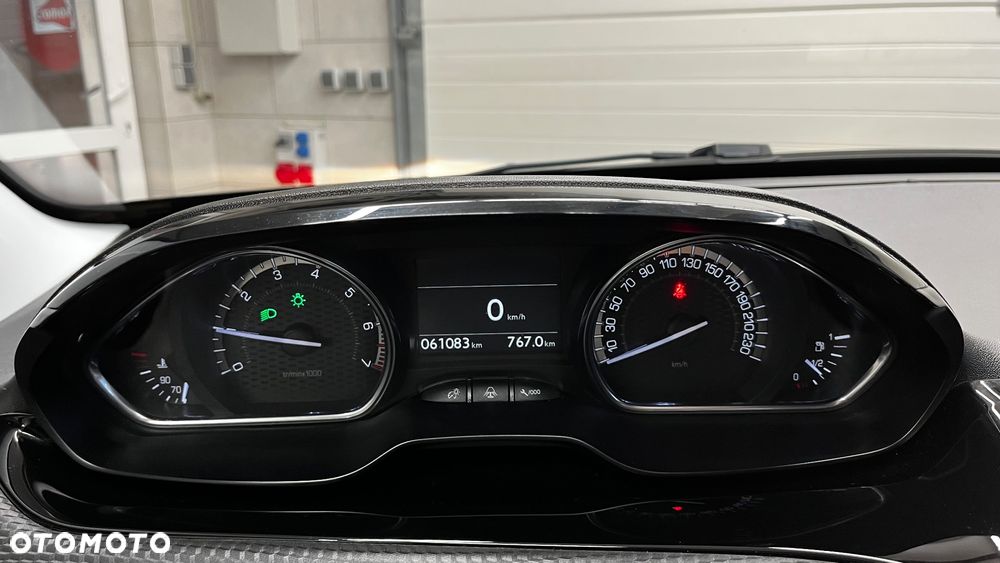 Peugeot 2008 PureTech 130 Stop&Start GT-Line Edition - 17