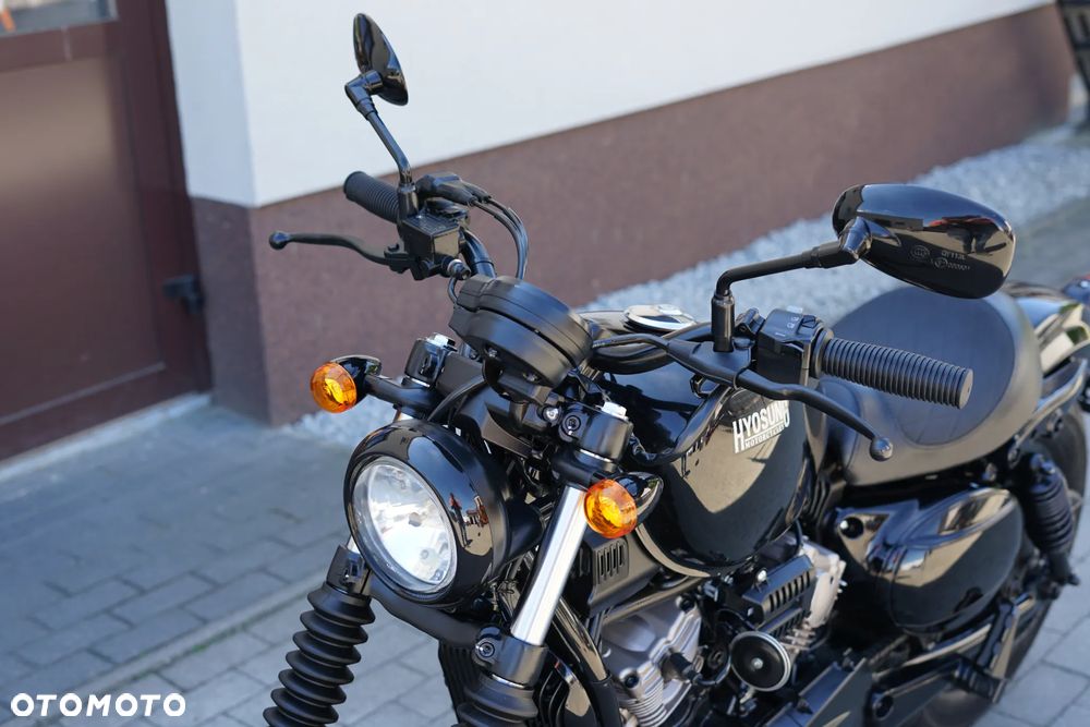 Hyosung GV - 31