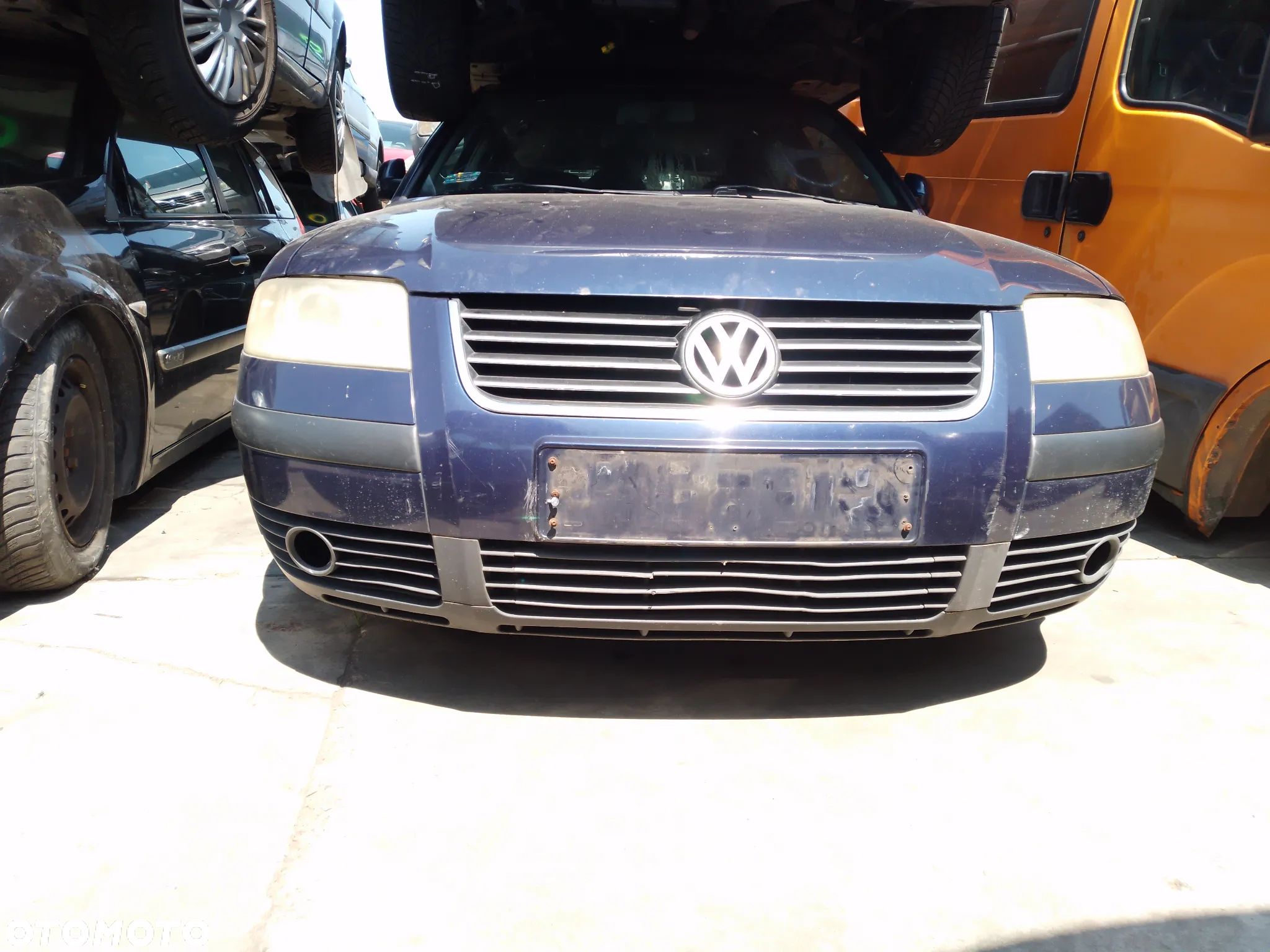 VOLKSWAGEN PASSAT B5 KOMBI 1.8T LIFT 00 - 05 AWT  ZDERZAK PRZÓD  LB5N - 1
