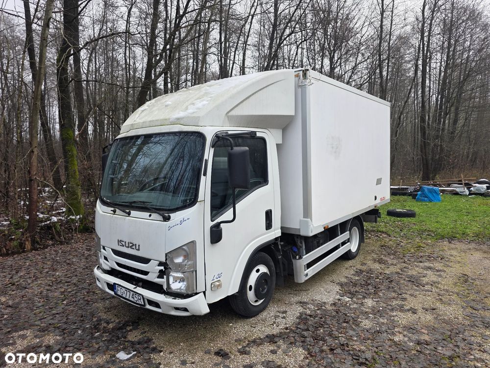 Isuzu N-L35 - 1