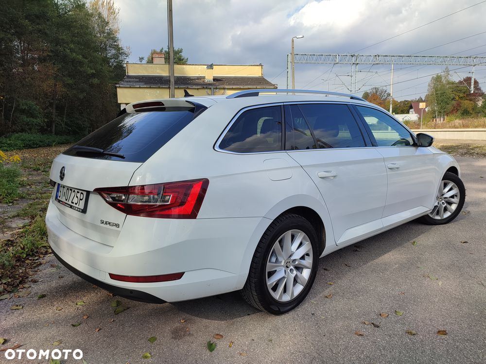 Skoda Superb 2.0 TDI L&K DSG - 5