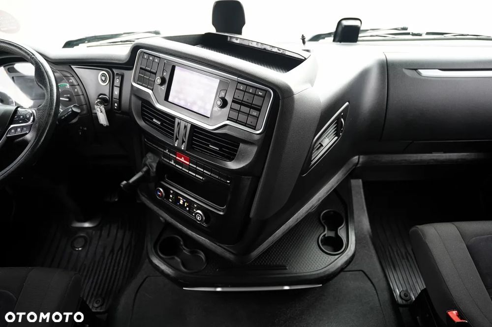 Iveco S-WAY / 510 / RETARDER / KLIMA POSTOJOWA / EURO 6 - 26