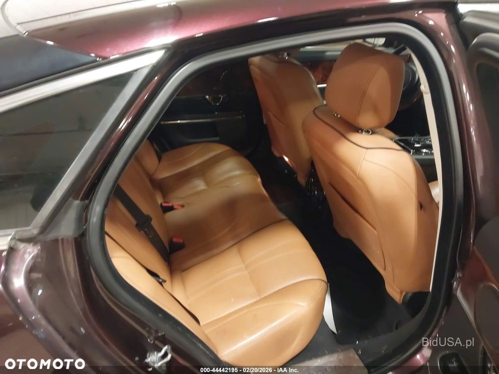 Jaguar XJ 3.0 V6 Kompressor AWD R-Sport - 12