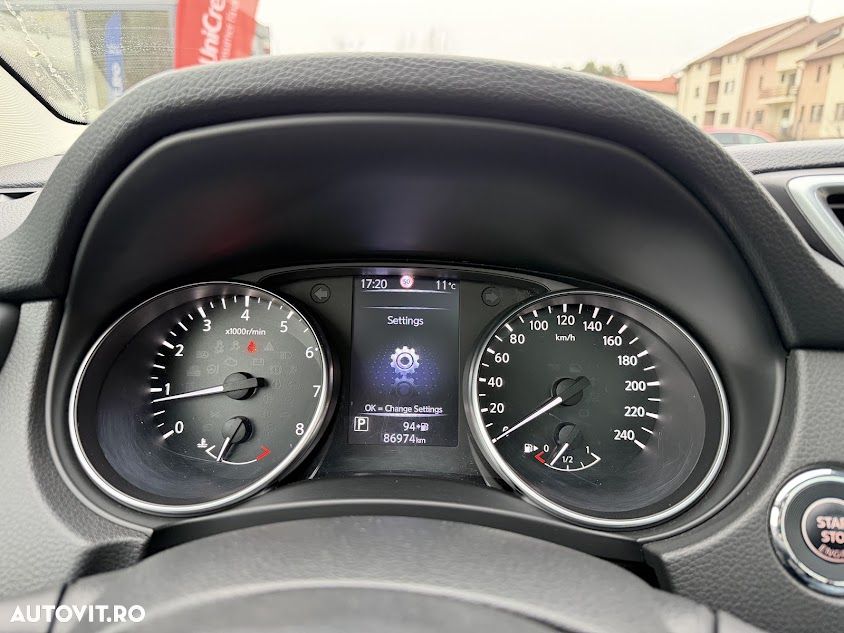 Nissan Qashqai 1.2 DIG-T Xtronic N-Connecta - 33