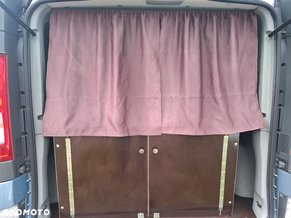 Opel Vivaro - 11