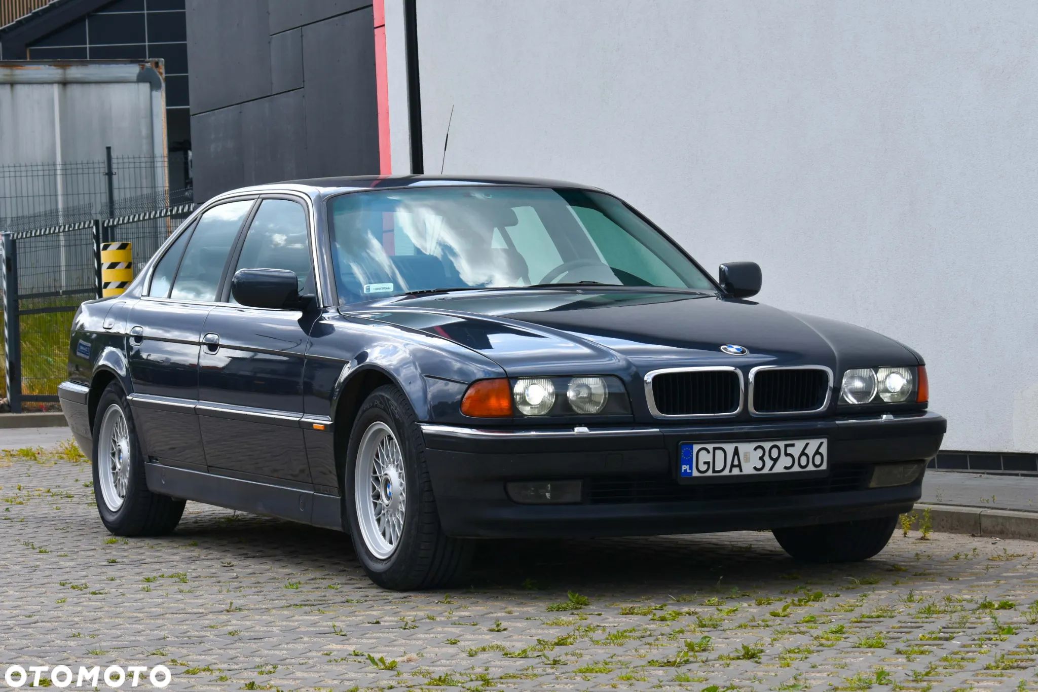 BMW Seria 7 - 1