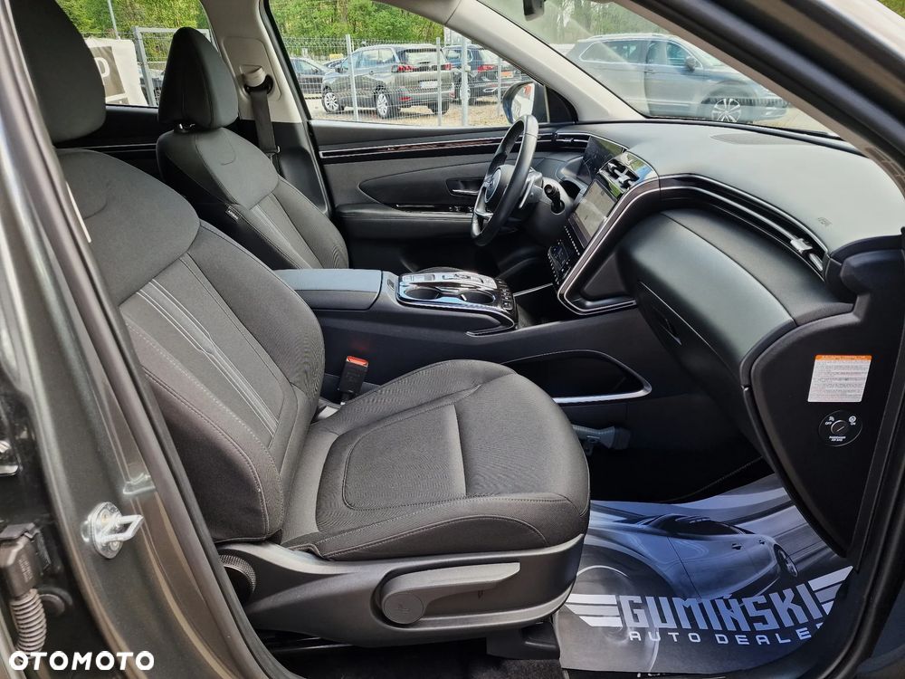 Hyundai Tucson 1.6 T-GDi HEV Modern 2WD - 26