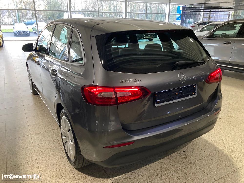 Mercedes-Benz B 250 e 8G-DCT Style - 3