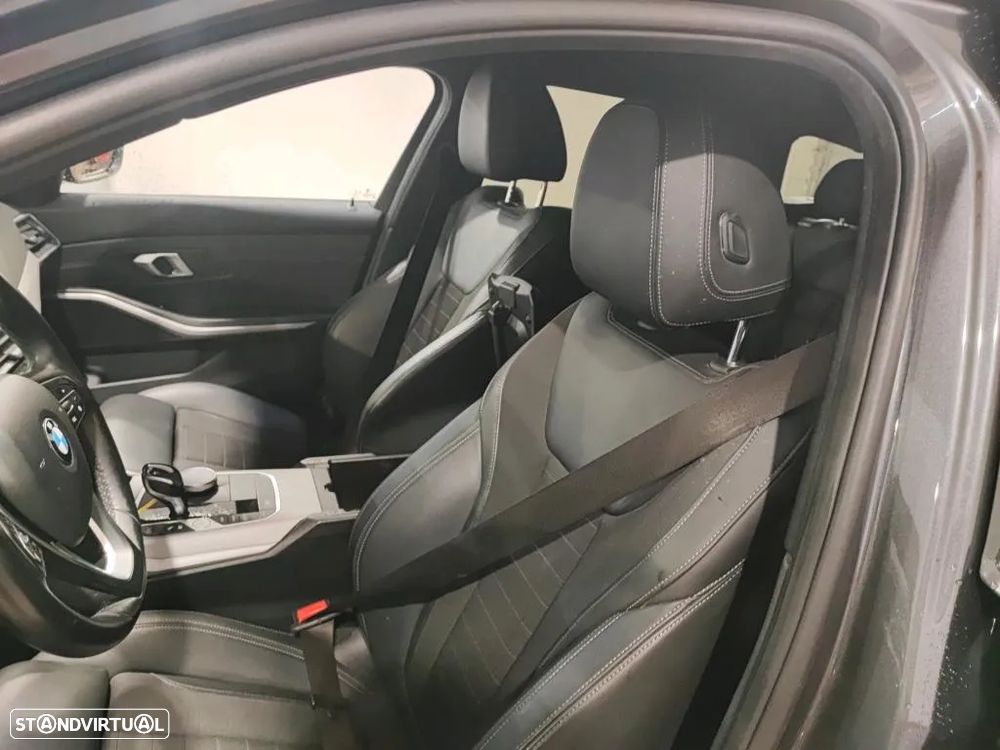 BMW 320 e Touring Corporate Edition Auto - 5