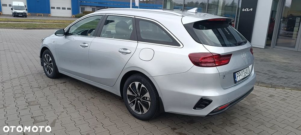 Kia Ceed 1.5 T-GDI M - 7