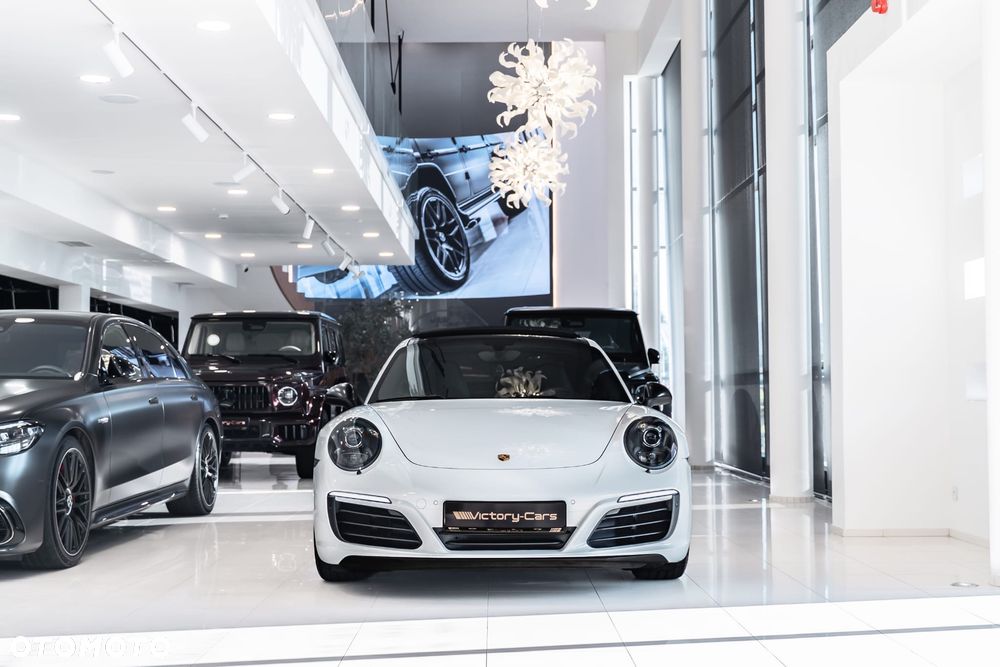 Porsche 911 Carrera S PDK - 20