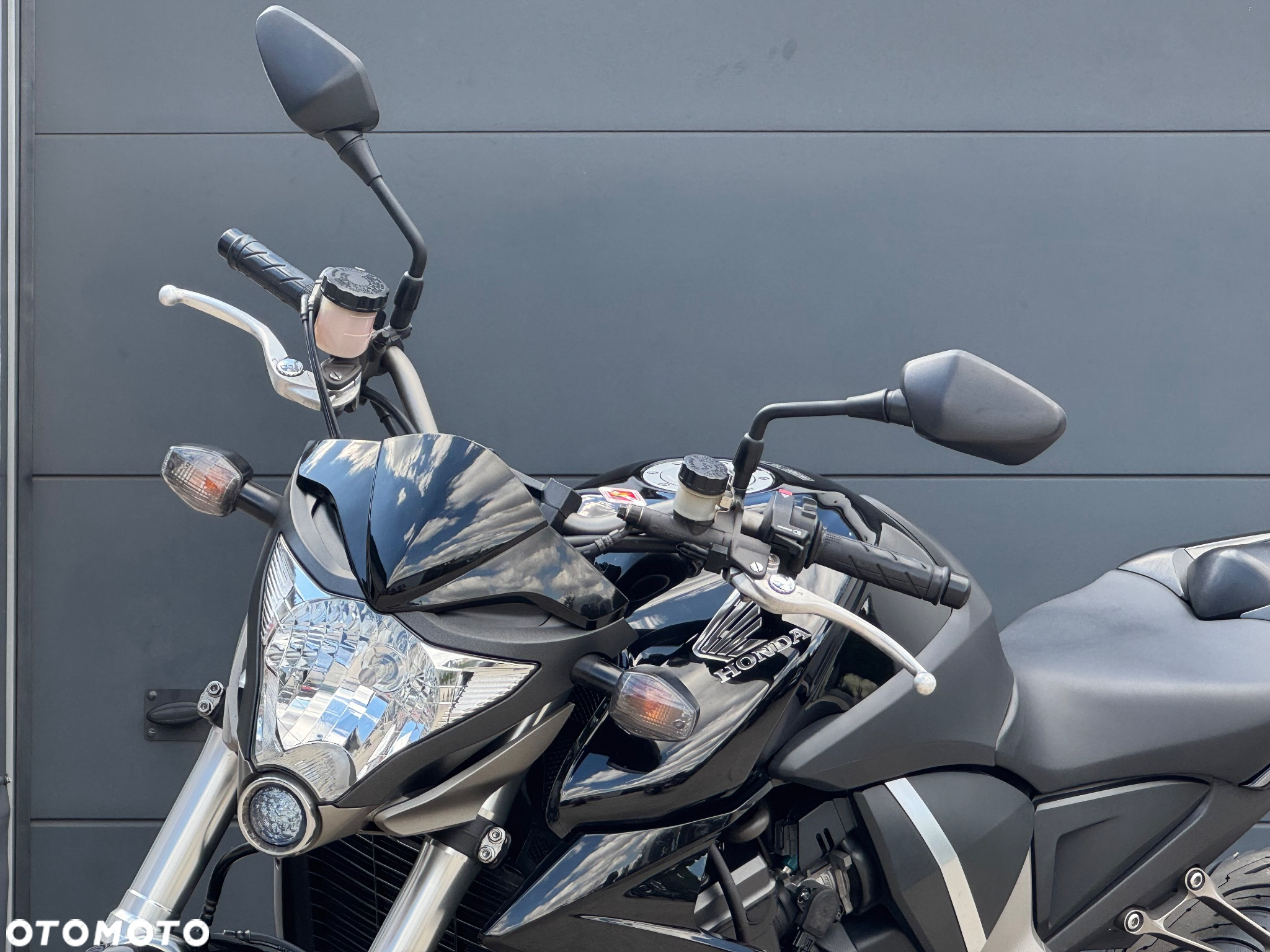 Honda CB - 22