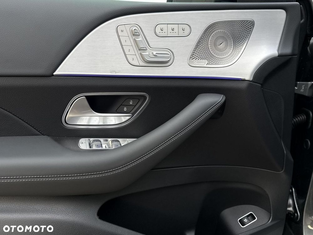 Mercedes-Benz GLE - 13