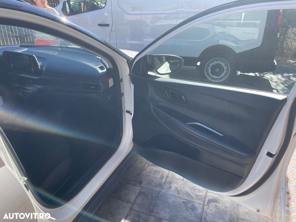 Hyundai Bayon 1.0 T-GDI Intro - 5