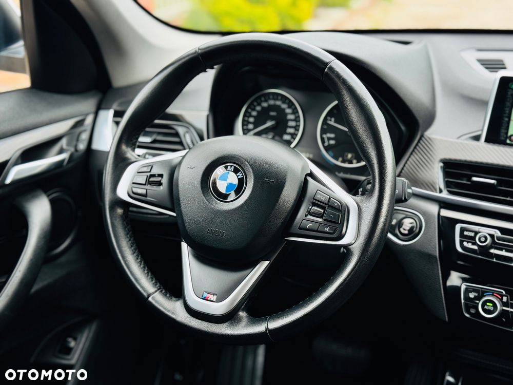 BMW X1 xDrive20d Sport Line sport - 16