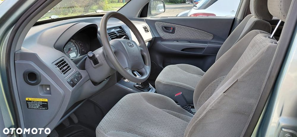 Hyundai Tucson 2.0 Comfort 2WD - 3