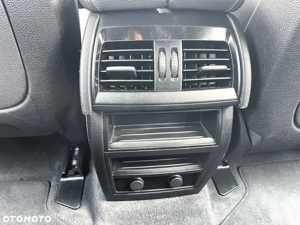 BMW X6 xDrive30d - 31