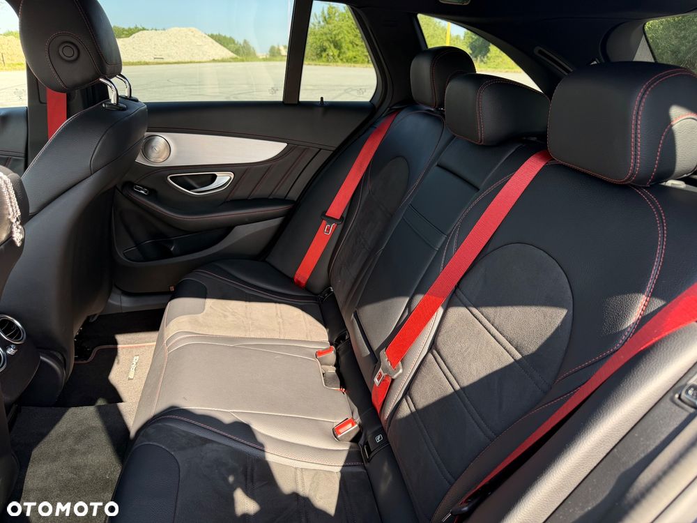 Mercedes-Benz Klasa C AMG 43 4Matic 9G-TRONIC - 20