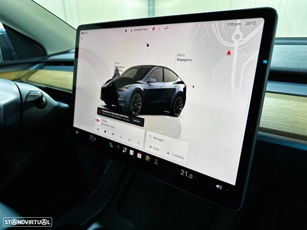 Tesla Model Y - 40