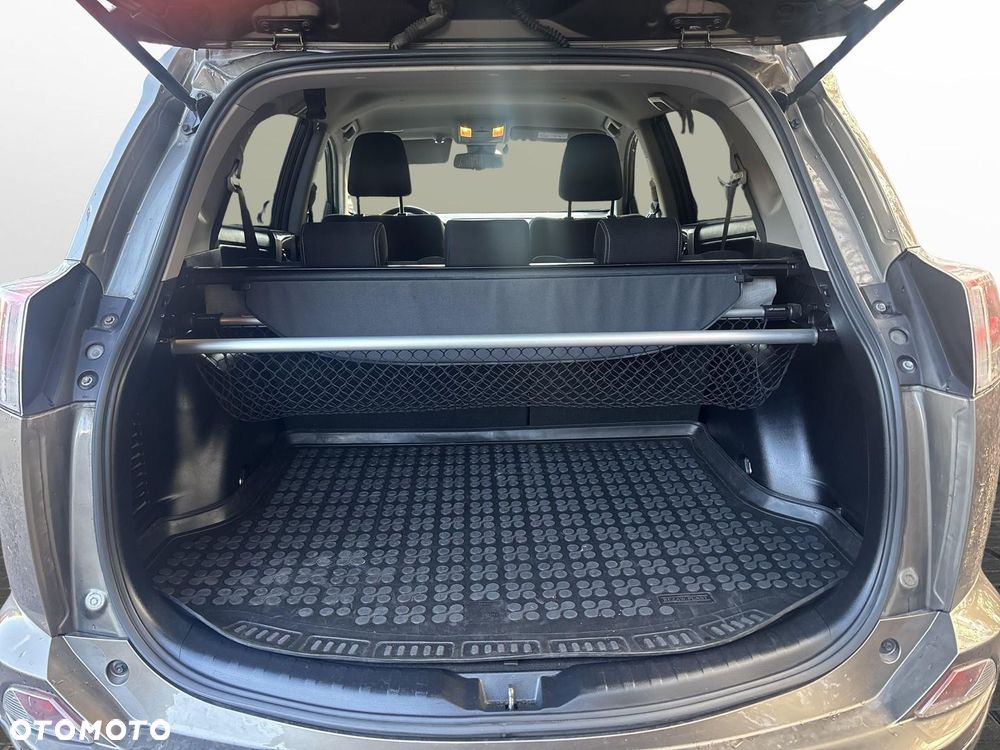 Toyota RAV4 2.0 D-4D Premium 4x2 - 13