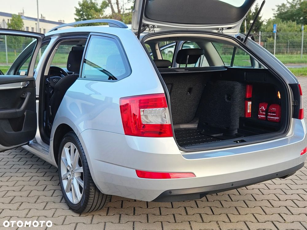 Skoda Octavia 2.0 TDI Ambition - 23