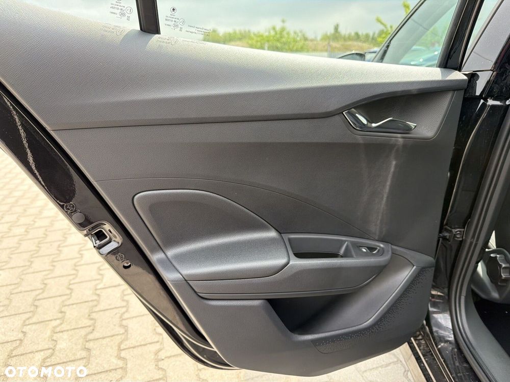 Skoda Fabia 1.0 TSI Drive - 23