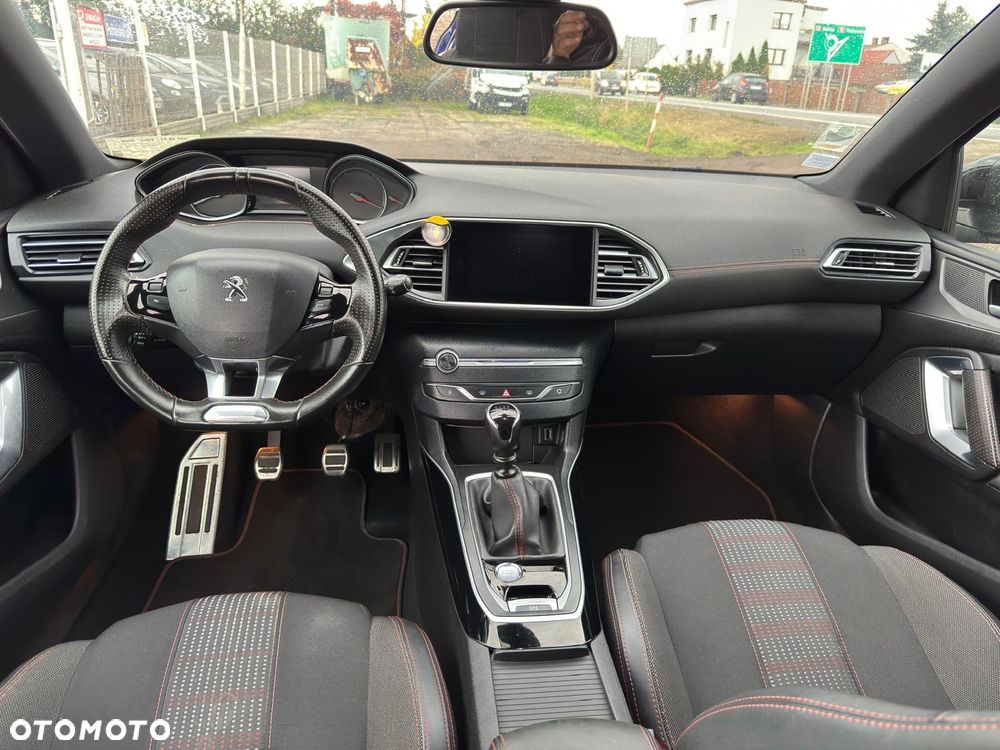 Peugeot 308 - 10