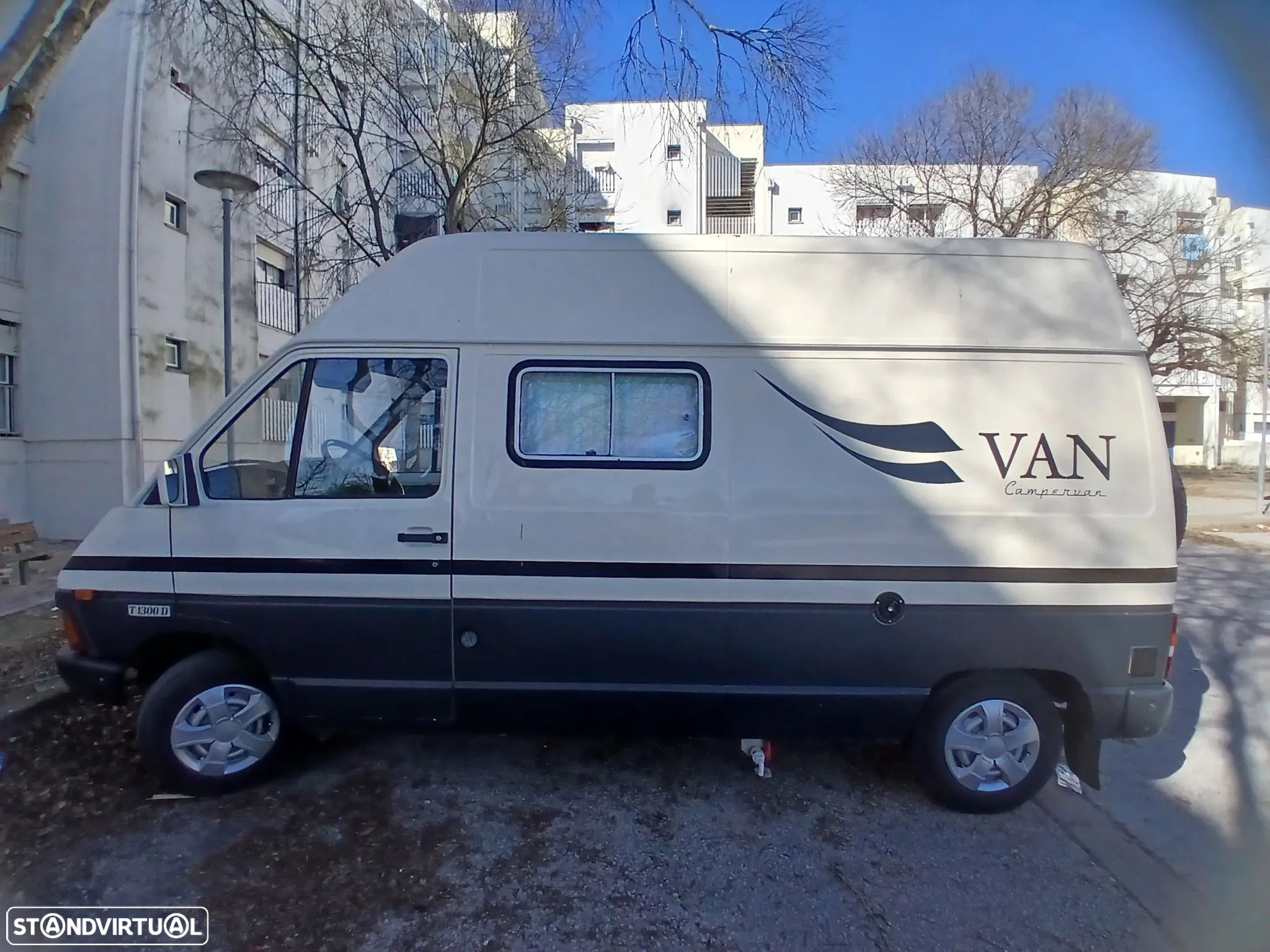 Renault Trafic - 1