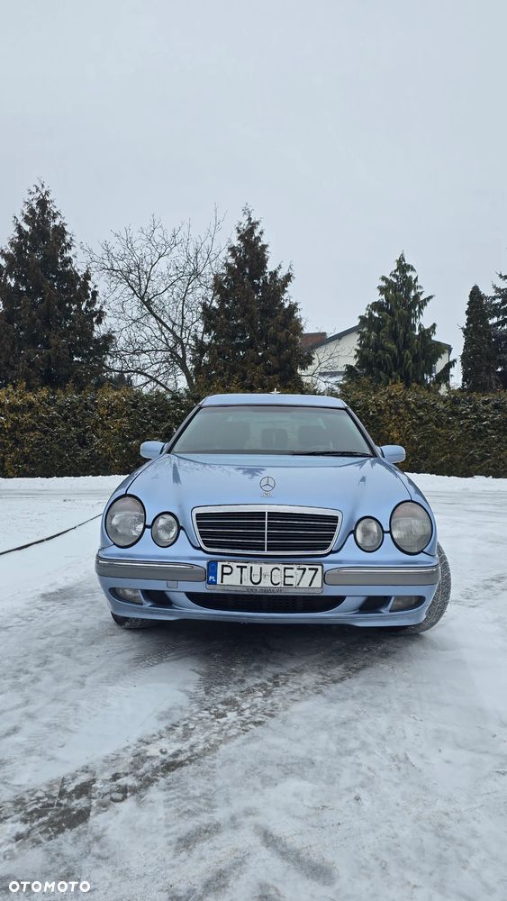 Mercedes-Benz Klasa E - 2