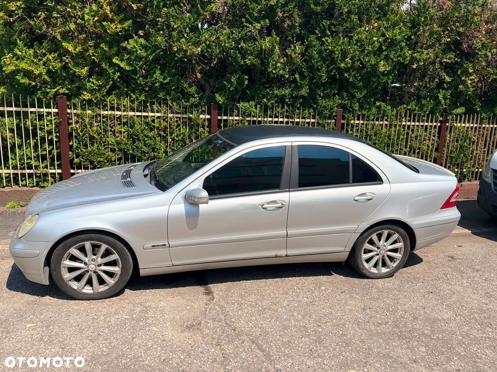 Mercedes-Benz Klasa C 180 Kompressor Classic - 4