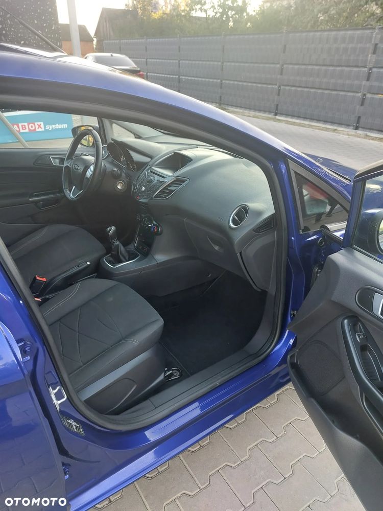 Ford Fiesta - 8