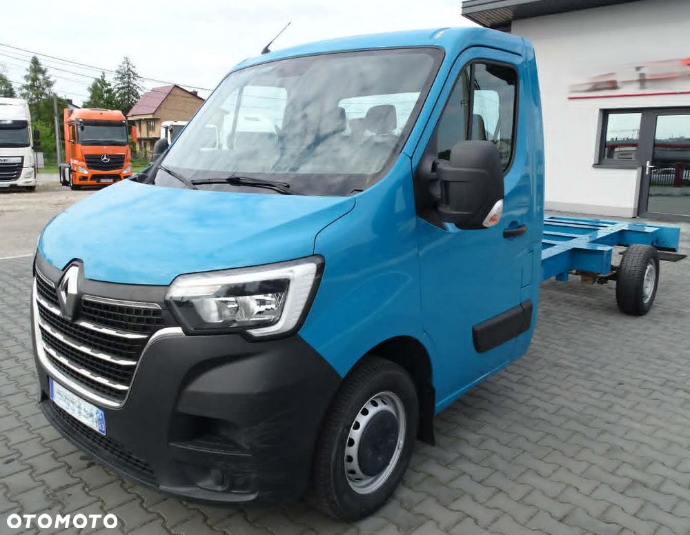 Renault Master - 1