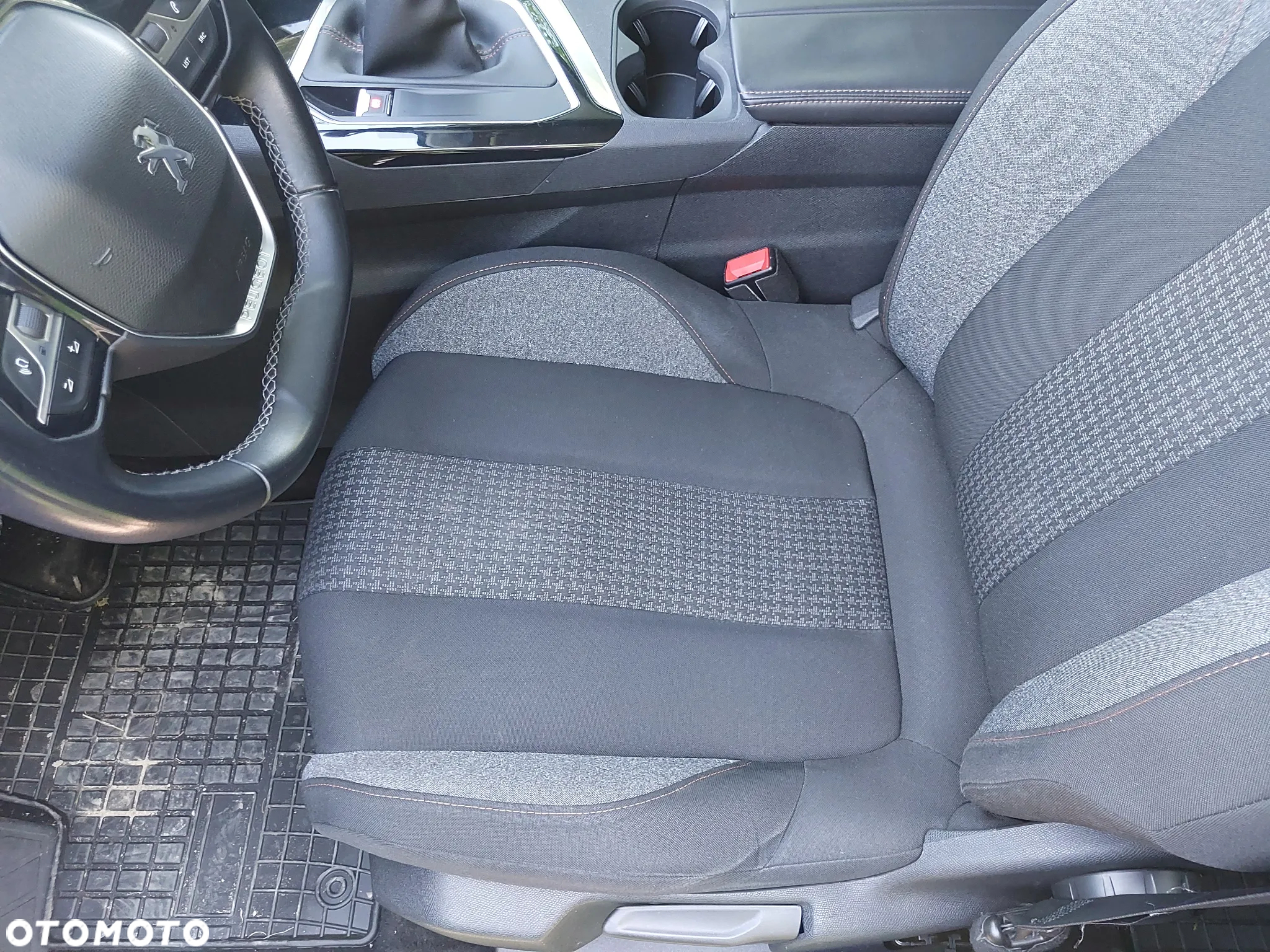 Peugeot 3008 - 13