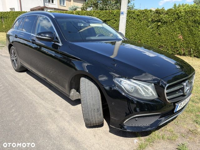 Mercedes-Benz Klasa E 220 d 9G-TRONIC - 13