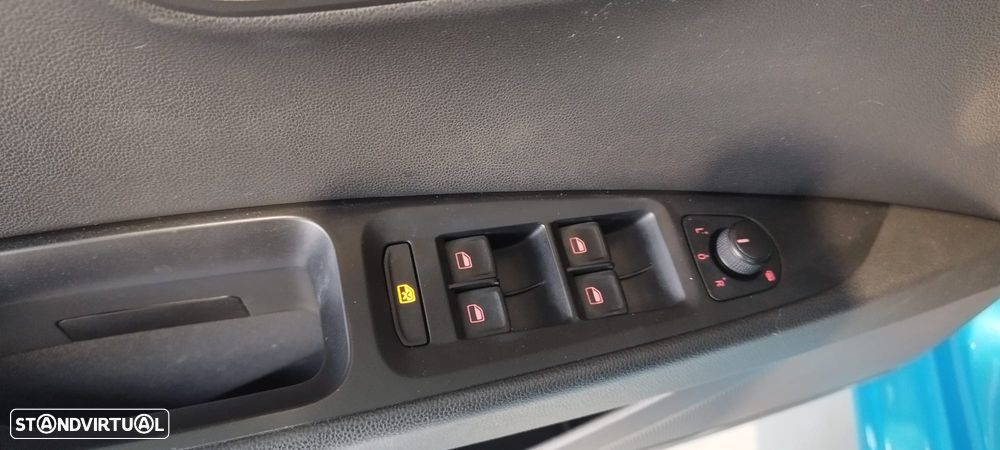 SEAT Leon 1.6 TDI ECOMOTIVE Style - 13