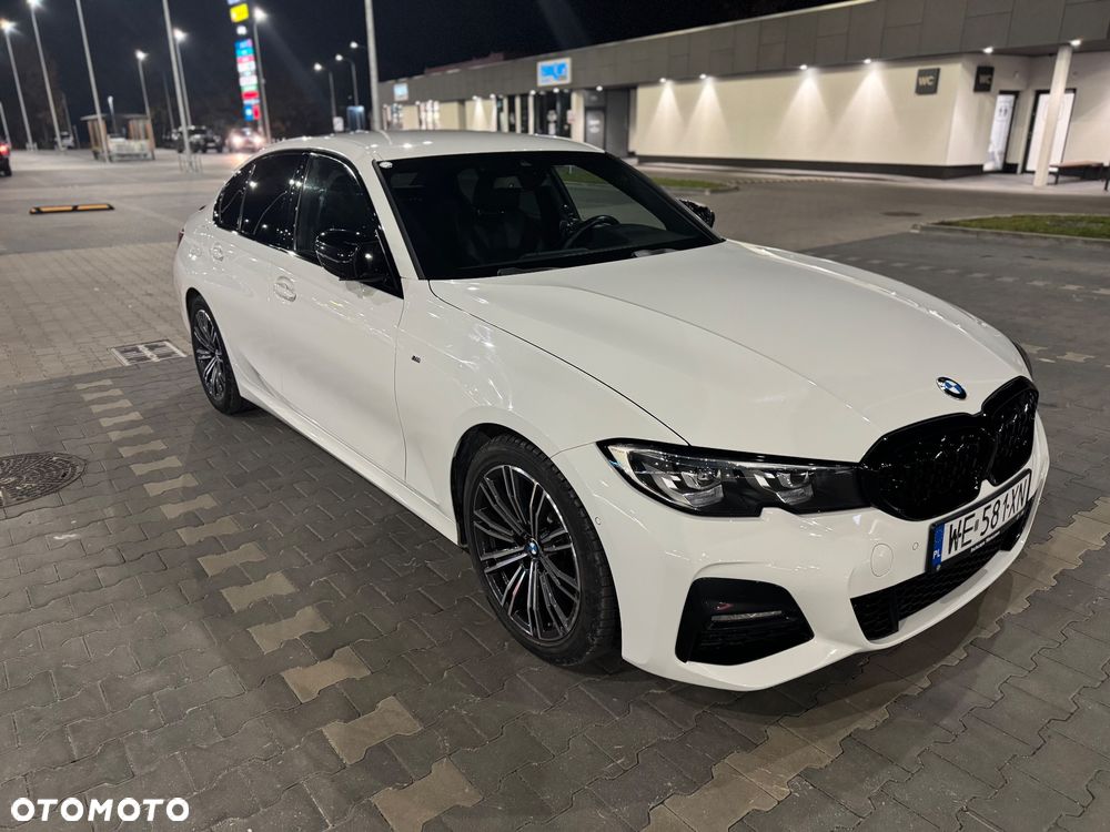 BMW Seria 3 330i M Sport sport - 1
