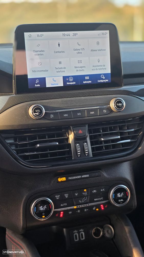 Ford Focus 1.0 EcoBoost Hybrid Aut. ST-LINE X - 28