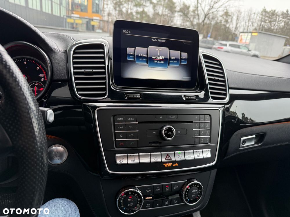 Mercedes-Benz GLS 350 d 4-Matic - 24