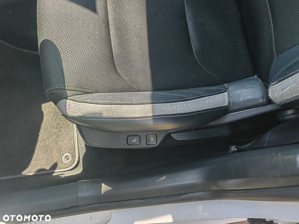 Citroën DS4 BlueHDi 120 Urban Show - 9