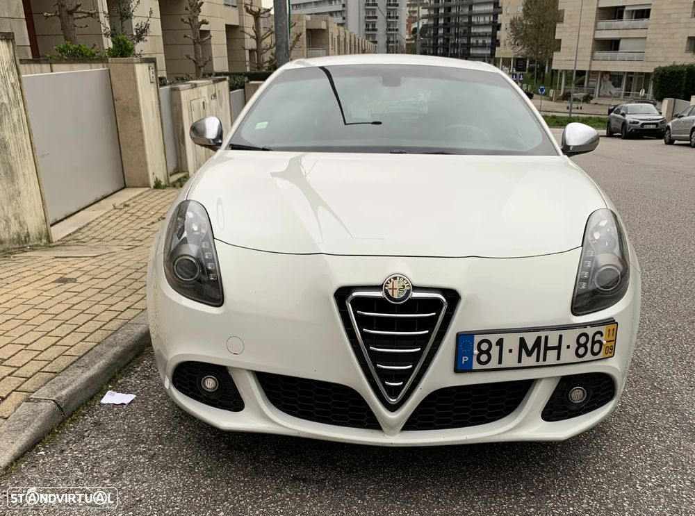 Alfa Romeo Giulietta 1.6 JTDM Distinctive - 4