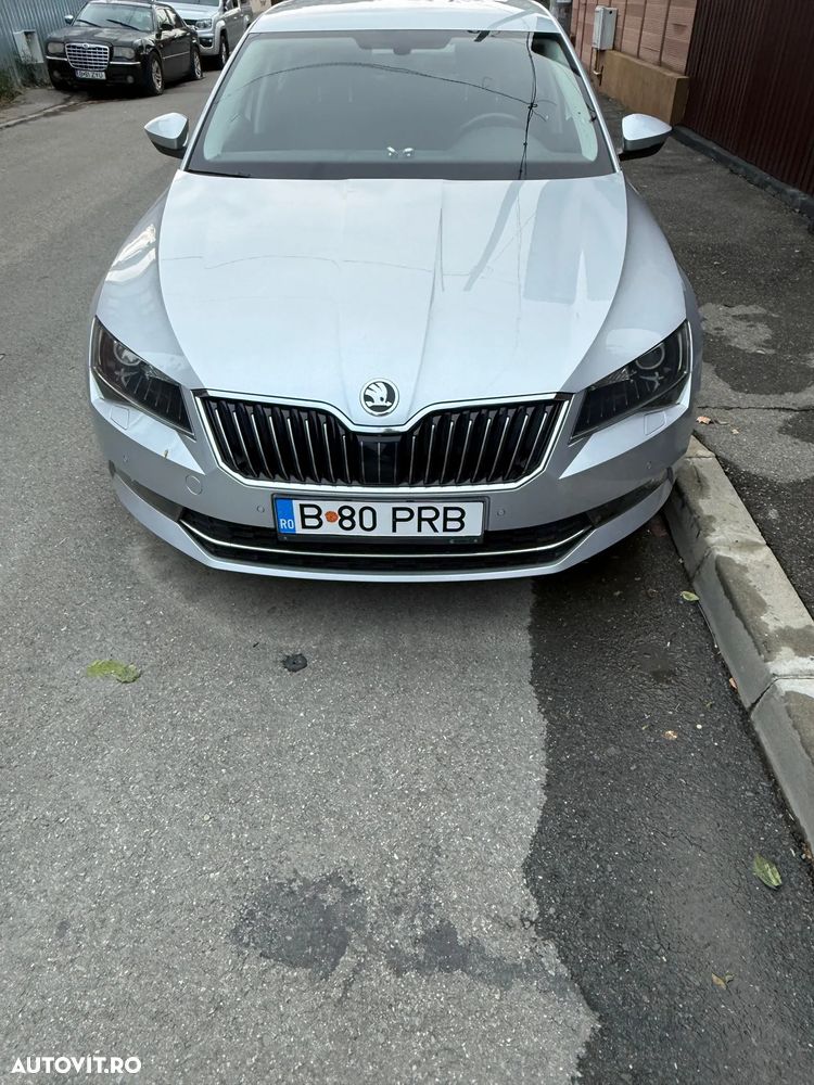 Skoda Superb 2.0 TDI DSG Ambition - 12