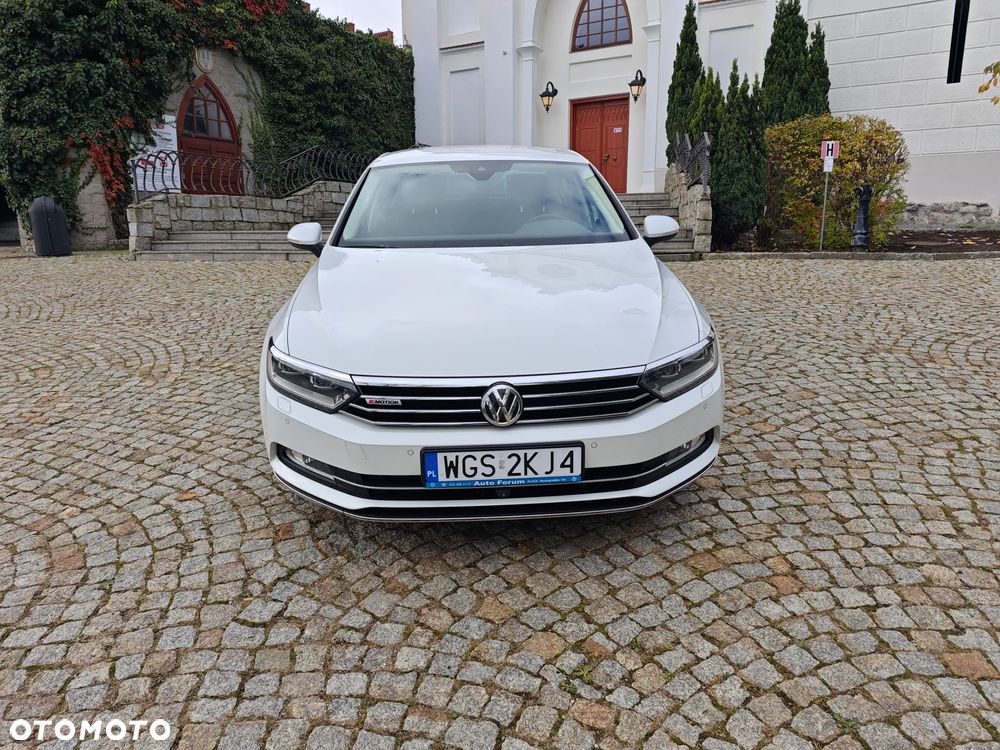 Volkswagen Passat 2.0 TDI Bi-Turbo BMT 4Mot Highline DSG - 12