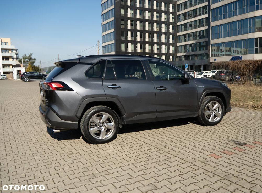 Toyota RAV4 - 3