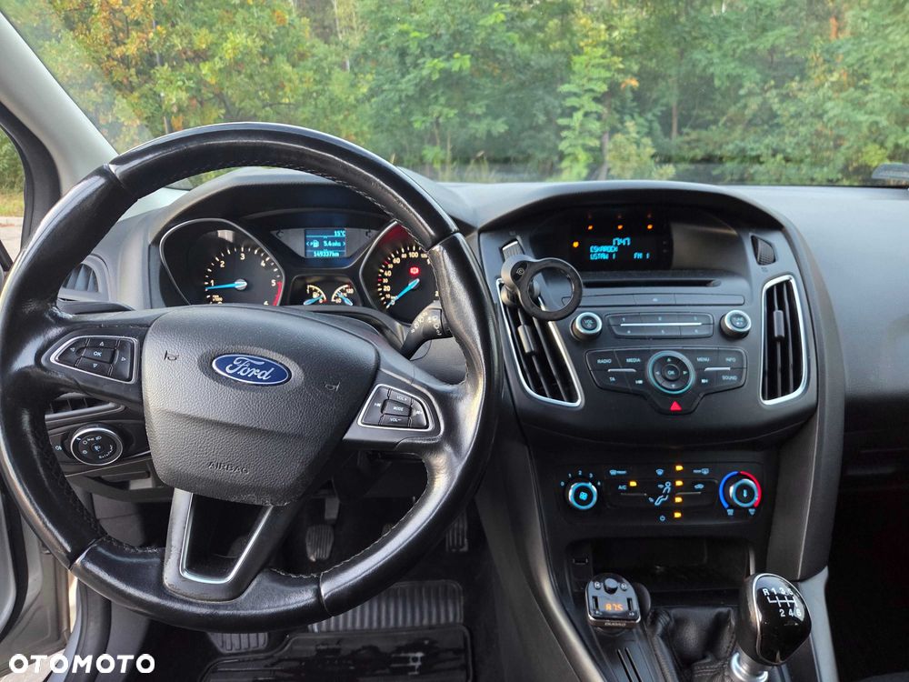 Ford Focus - 9