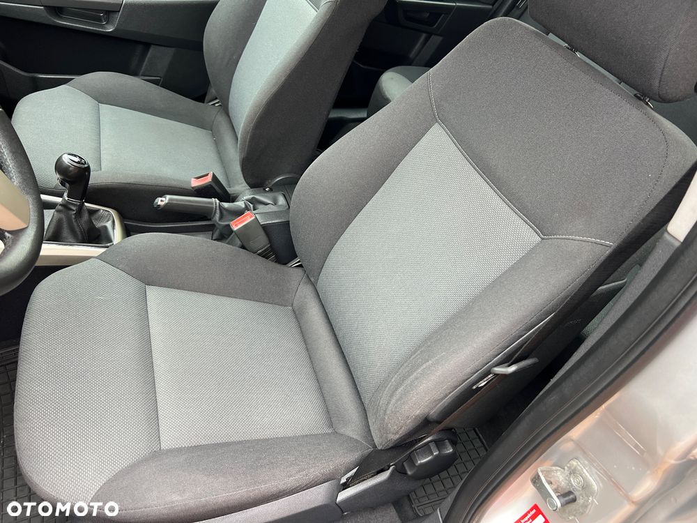 Opel Astra 1.6 - 8
