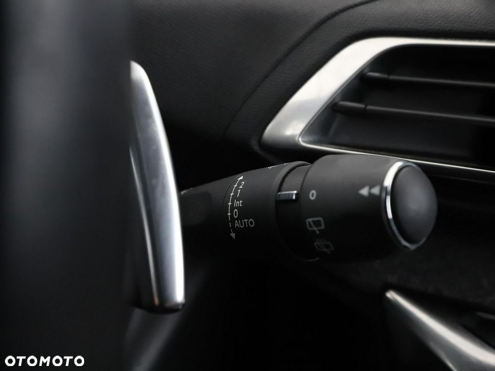 Peugeot 5008 1.5 BlueHDi GT S&S EAT8 - 36